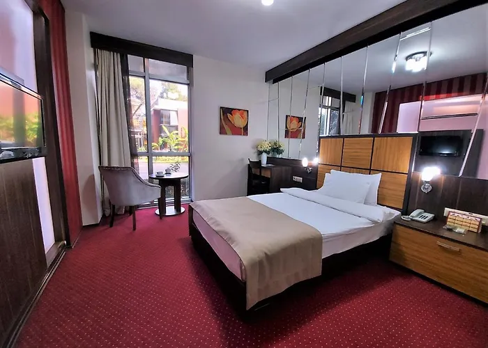 Готель Cetinel Адана